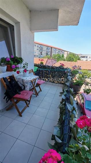 RECO Apartament 2 camere Nufarul la etaj 1 - 5