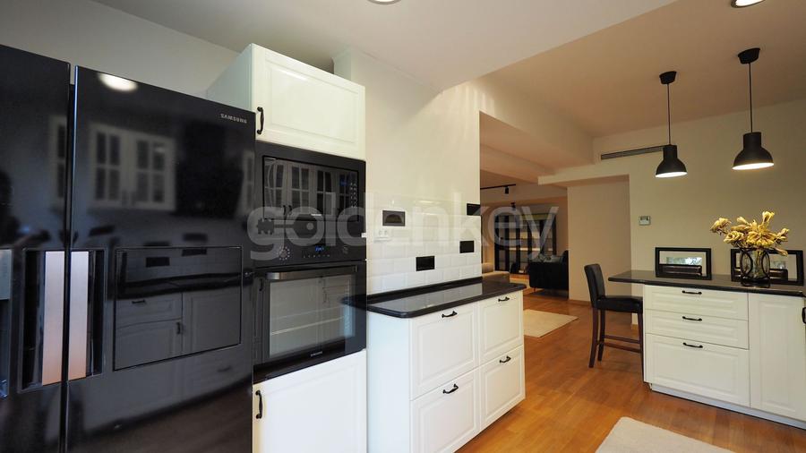 Apartament spatios cu 5 camere | 1 loc de parcare