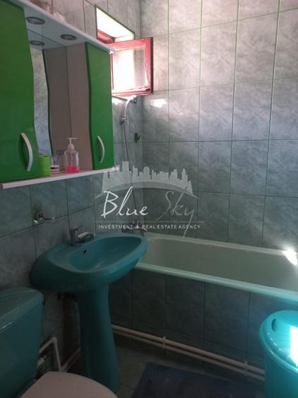 Apartament circular 3 camere - Centrul de Scafandri ( Gara -Far )