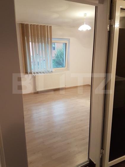 Apartament cu 3 camere decomandate, renovat– zona Independenței