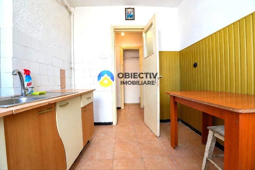 Apartament 2 camere, etaj 3, zona Mihai Eminescu, Piatra Neamt