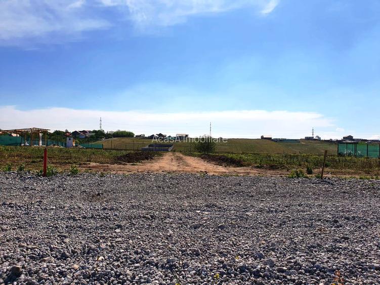 Teren Construcții extravilan de 873 mp, în Vânători - 7