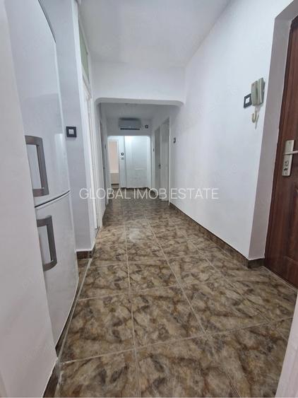Inchiriere apartament 3 camere zona Bd Chisinau - Pantelimon