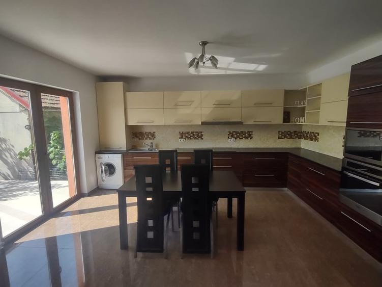 Casa individuala 4 camere în Săcalaz de închiriat