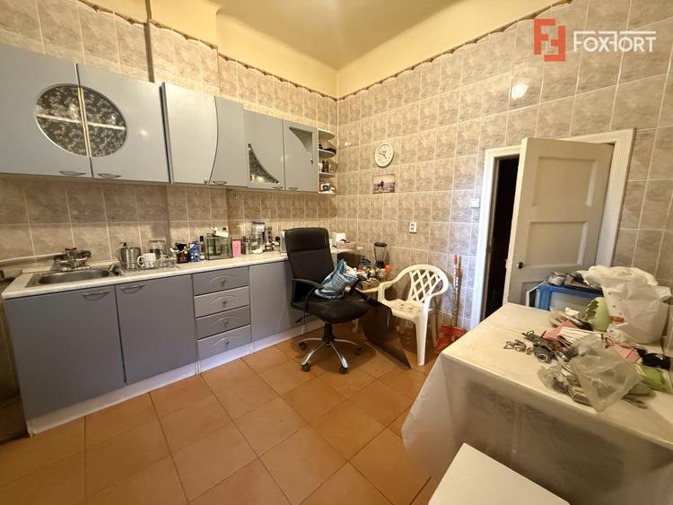 Spatiu de birou sau rezidential, P + 1E, 186 mp in centrul orasului