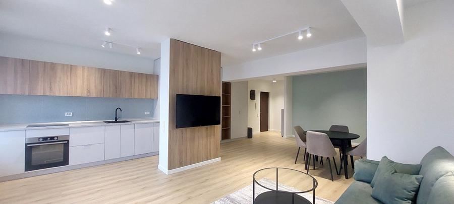 Apartament cu 2 camere de lux, 82mp in Plopilor