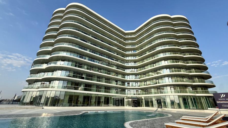 Apartament cu 3 camere direct in prima linie la mare White Sea