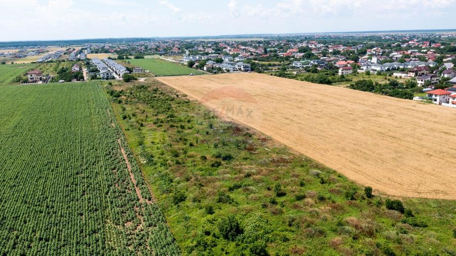 Vanzare teren intravilan 8,600mp Dragomiresti-Vale - langa A0 si A1