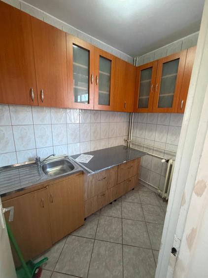 Garsonieră mobilată și utilată, 30 mp, cartierul Brazda lui Novac