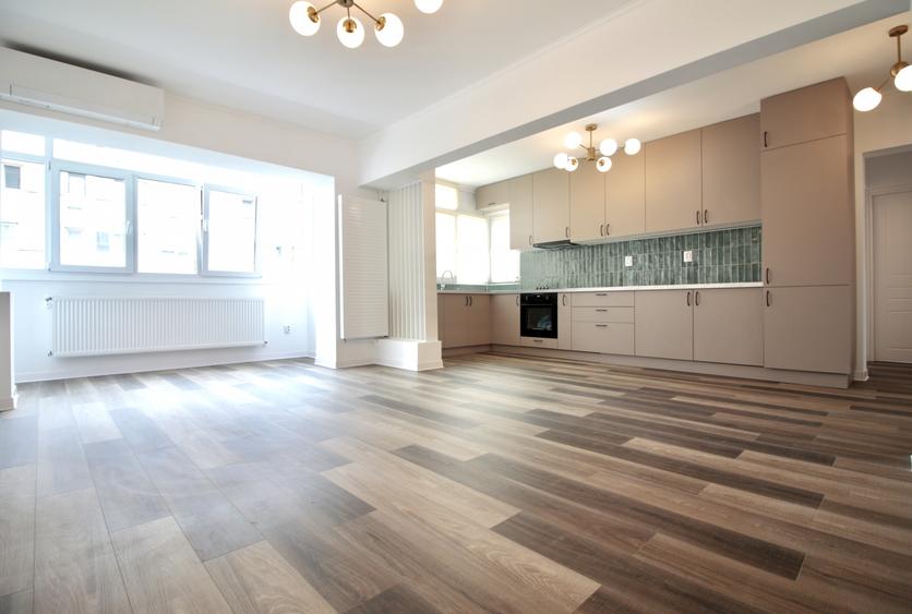 TEIUL DOAMNEI, BLOC 1984, DECOMANDAT, RENOVAT, NEMOBILAT, 0% COMISION!