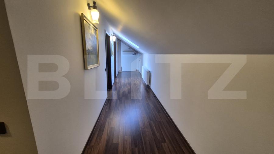 Casa cu 4 dormitoare de vanzare, 180 mp, teren 1487 mp, in Lazuri