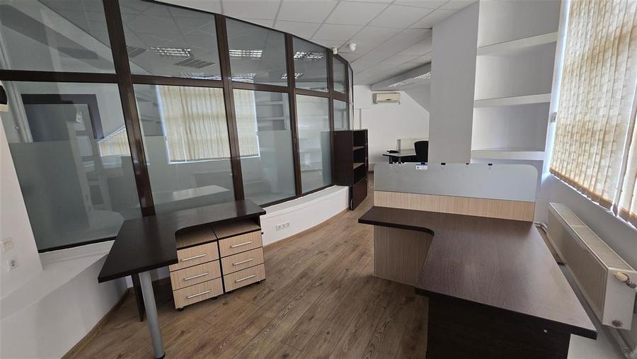 Spatiu Birouri - 180 mp! In Suceava! De Inchiriat! 0727817187