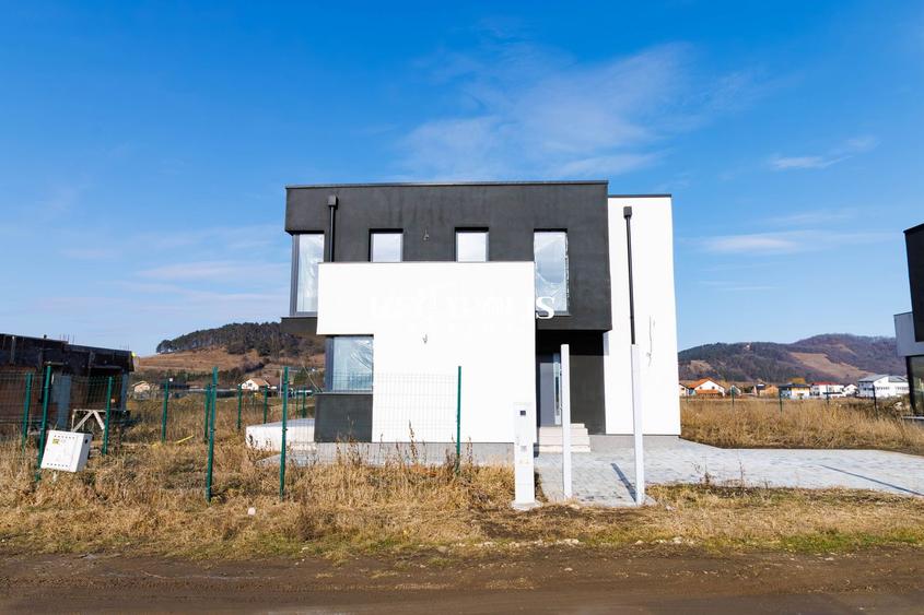 Casa Sanpetru Intabulata