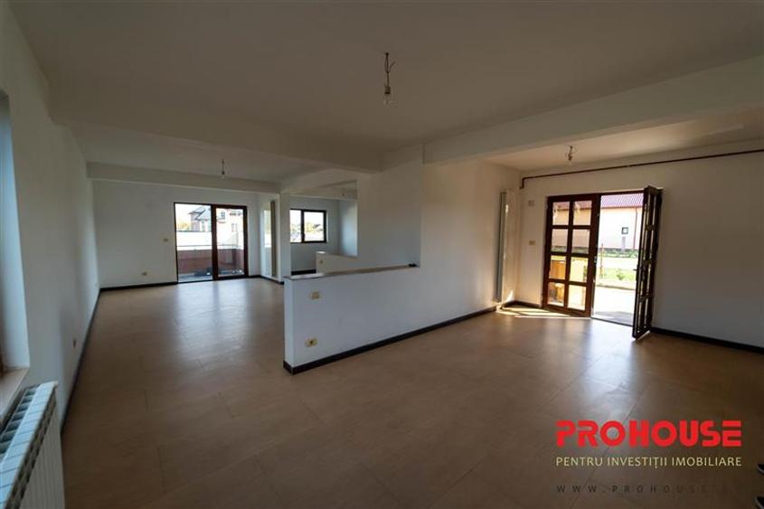 Vila de tip duplex - P+M - Margineni
