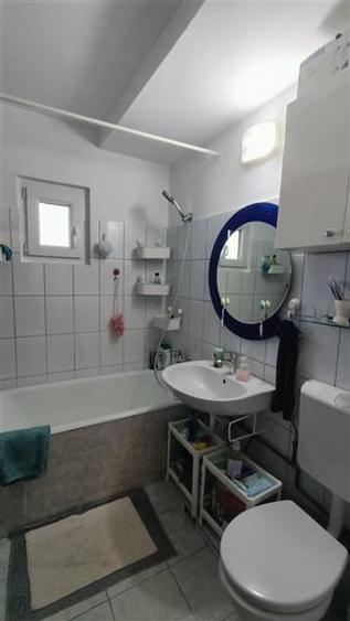 3 camere decomandat Alexandru-Piata