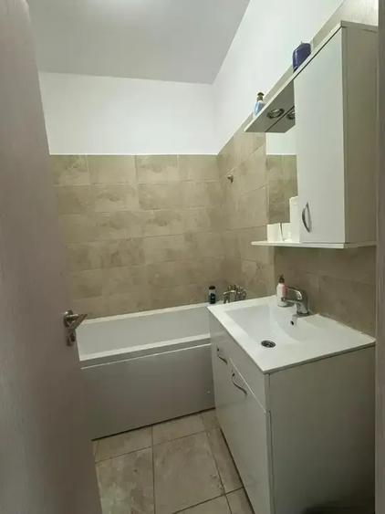 METROU 1 DECEMBRIE, FETESTI, 3 CAMERE DECOMANDAT BLOC NOU