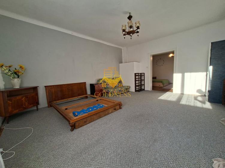 Apartament 2 camere la casa! Piata Cipariu, 85 mp! Curte proprie!