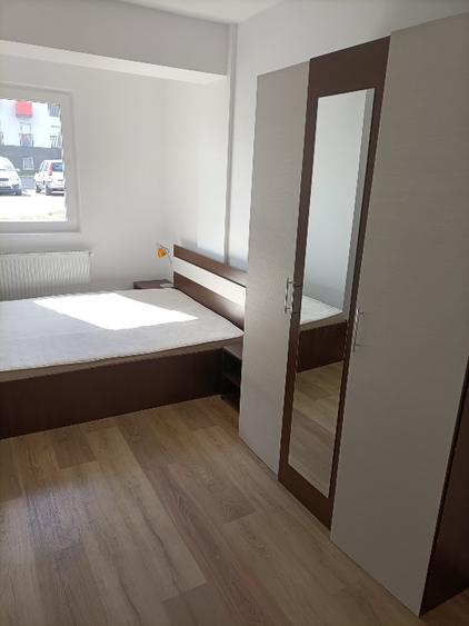 SCHIMB APARTAMENT FLOREȘTI JUDETUL CLUJ CU CASĂ DUPĂ 1990, RENOVATĂ,MAX.45KM..