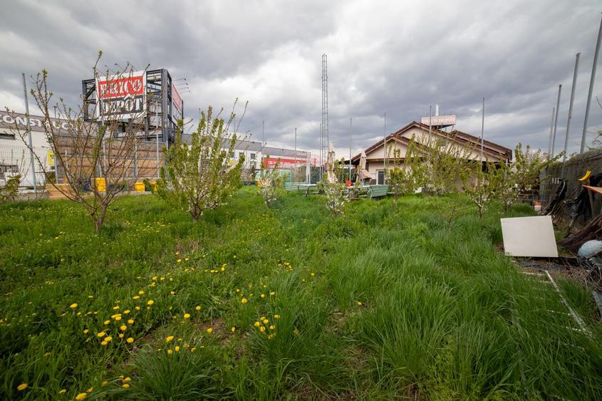 Hotel / Pensiune cu 21 camere de vânzare în zona Fermelor