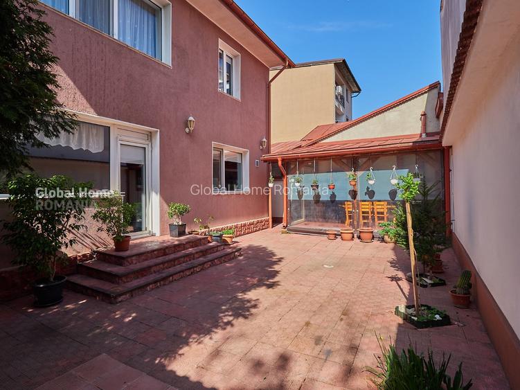 Casa 6 camere P+1+M | Bucurestii Noi | Metrou | Parcare | Sistem fotovoltaic |