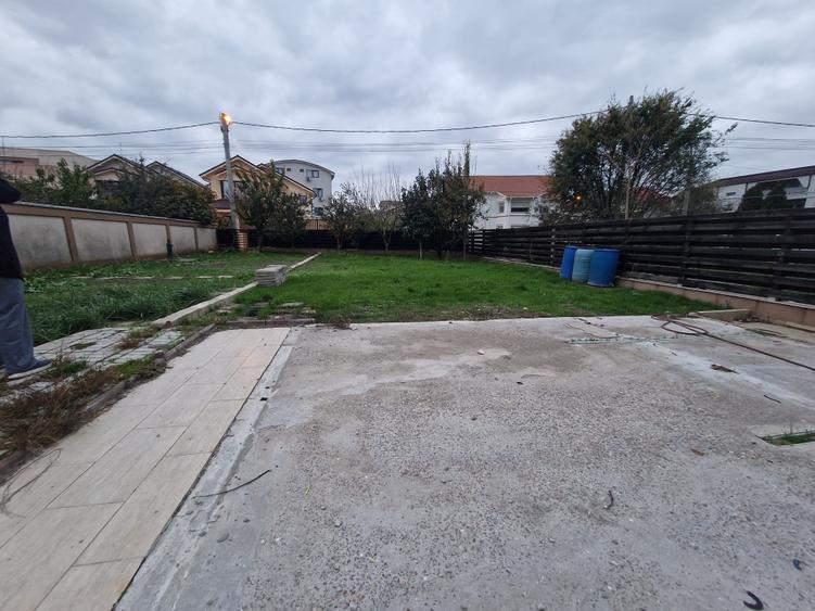 Casa 5 camere, mobilata-utilata, cu posibilitate de achiziție pina la 830mp ter