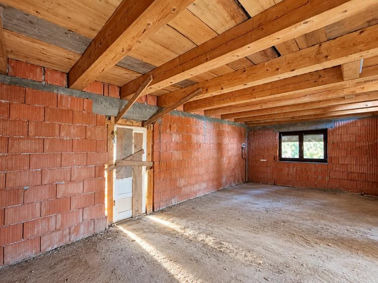 Casă P+M intabulată, utilitati 911 mp teren, Vulcan – Zona Lacuri , 0% comision