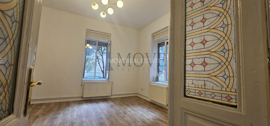 Caderea Bastiliei - Biroul tau cu personalitate - 10