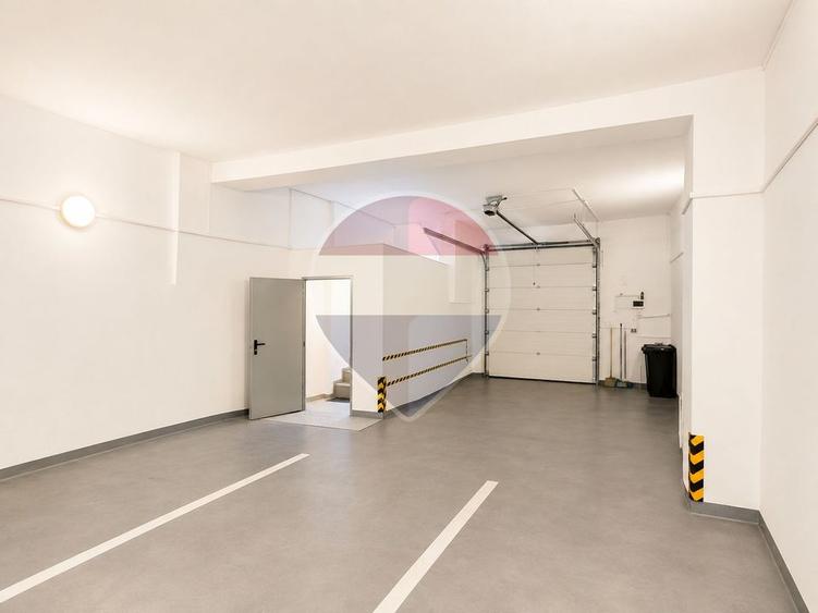 Clădire individuală pentru birouri, 200 mp, 5 parcări, Gheorgheni
