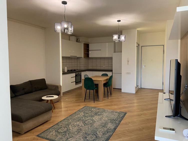 3 camere de inchiriat ,rond Omv