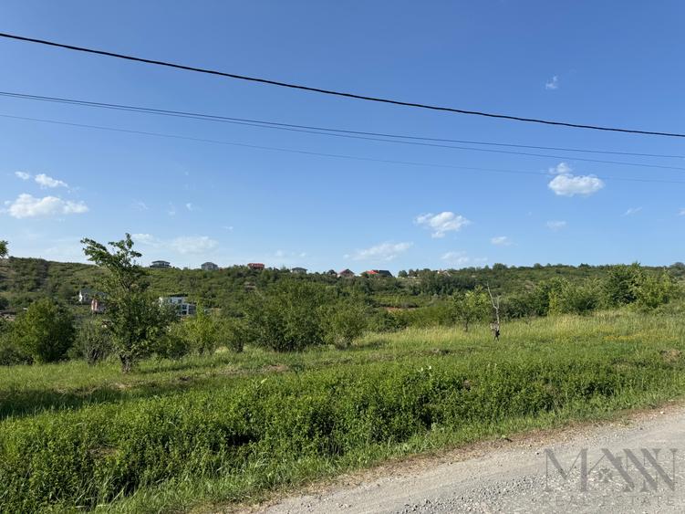 Teren intravilan de vanzare | zona Dealuri Oradea - str. Livezilor
