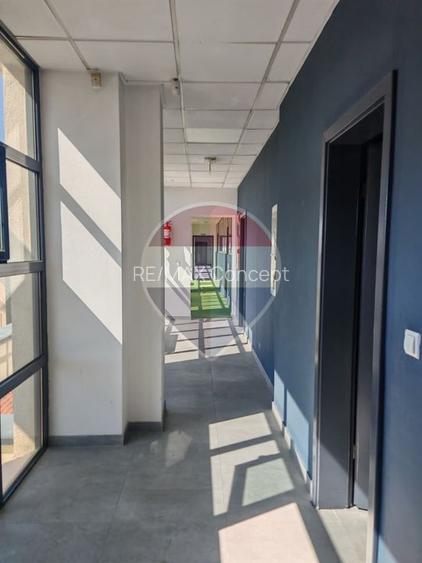 Spațiu de birouri de închiriat  (etaj 4) în P-ta Mihai Viteazul - 14