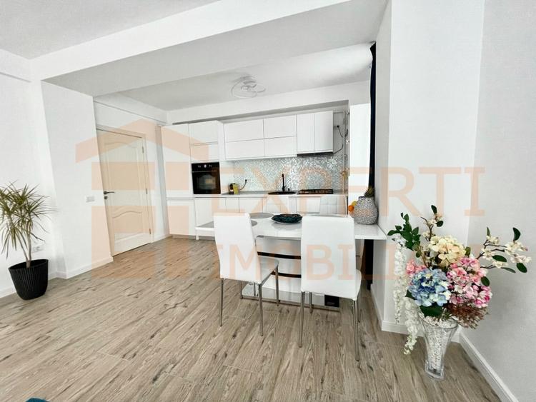 Apartament 2 camere de vânzare în Mamaia Nord, mobilat și utilat complet