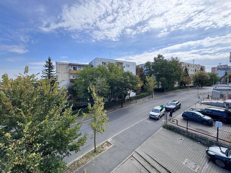 Apartament 1 cameră, 30 mp, etaj 2, lift, zona UMF – Zorilor