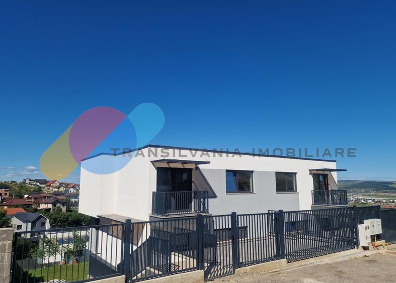 Duplex, 3 dormitoare, terasă 25mp-Dezmir