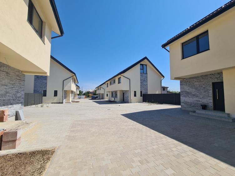 Otopeni-Casa 4 camere, spatioasa.Proiect rezidential central, finalizat. Doar 2!