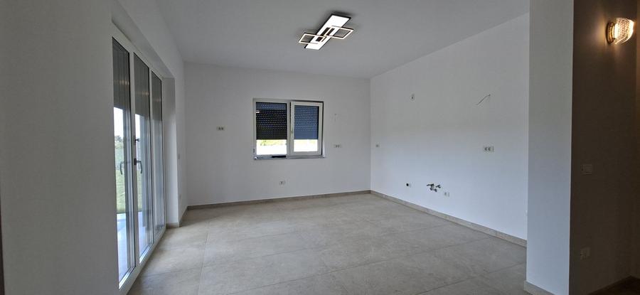 Locuinta individuala cu garaj- in stil mediteranean