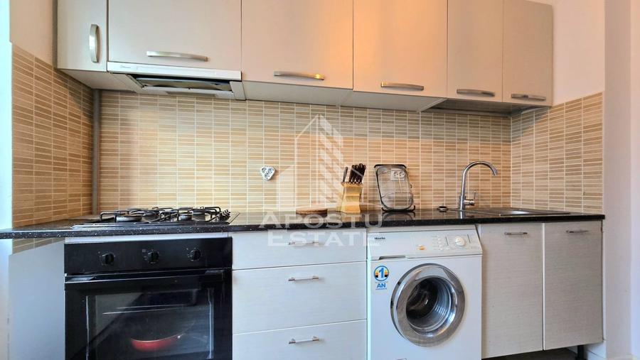 Apartament 3 camere, Central