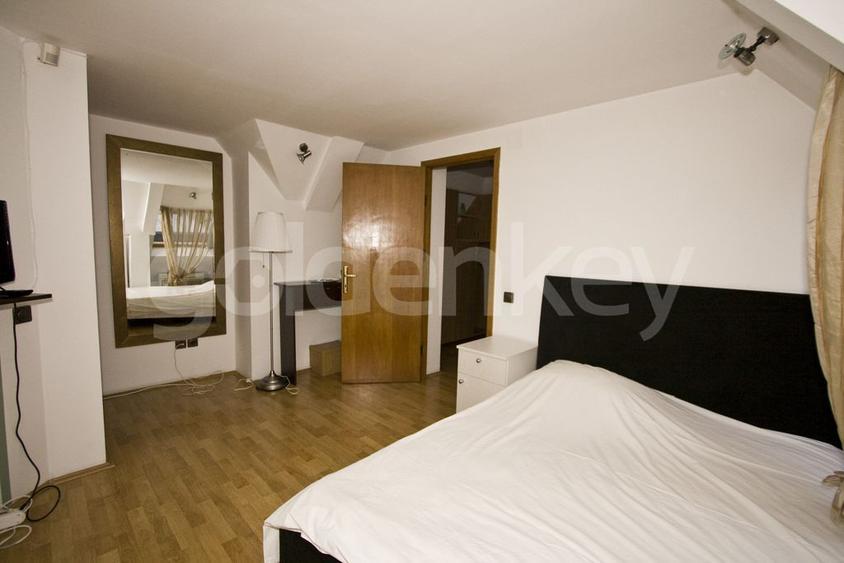 Apartament duplex cu 2 camere in vila