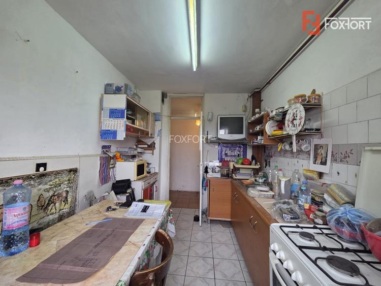 Apartament cu 4 camere, etaj 5/8, zona Micalaca - 5