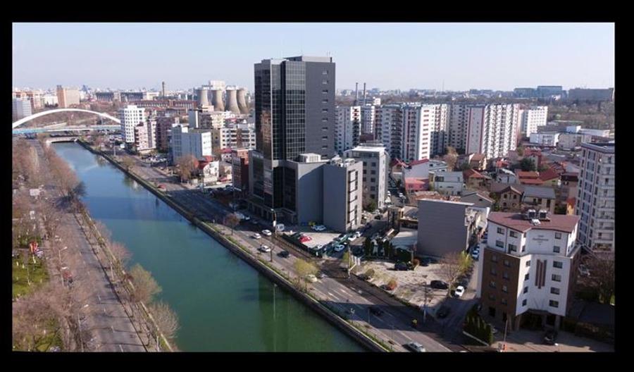 Riverside Tower - spatii langa metrou cu preturi de la 9 EUR + TVA