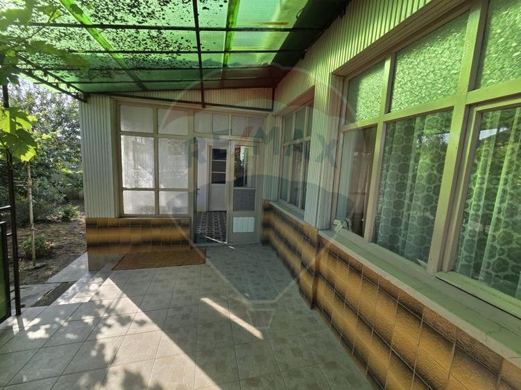 Casă cu gradina si solarii de legume in Mehkerek UNGARIA