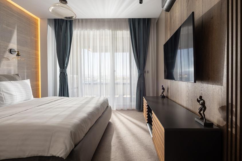 De închiriat – Penthouse cu jacuzzi și terasă 160 mp – Coresi, Brașov