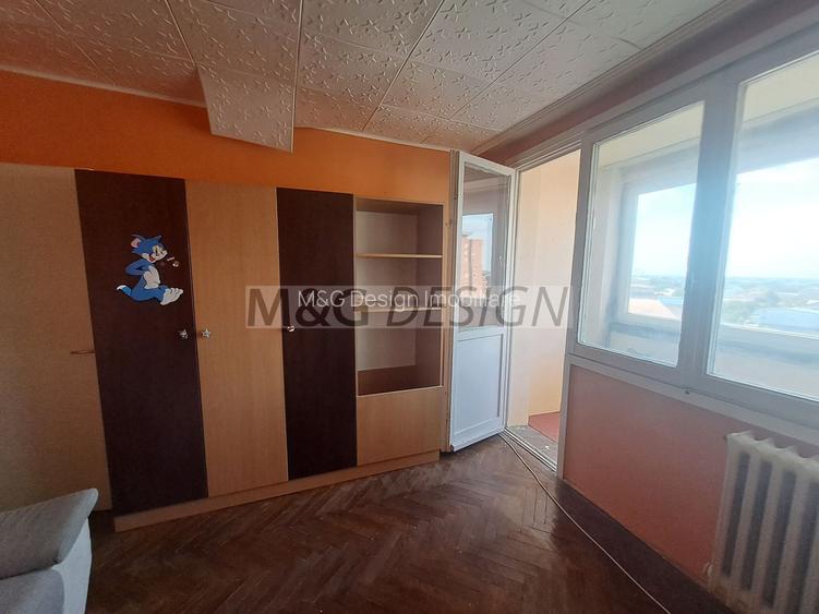 2 camere decomandat  Gh Lazar etaj intermediar - 15