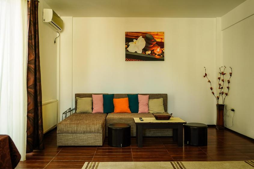 Apartament 2 cam dec Uzina cu Pizza Mamaia Nord