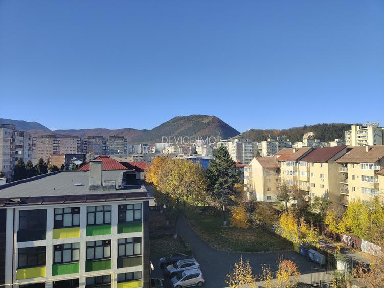 Ciucas--Spatiu birouri 260 mp compartimentat ,parcare ,liber - 2