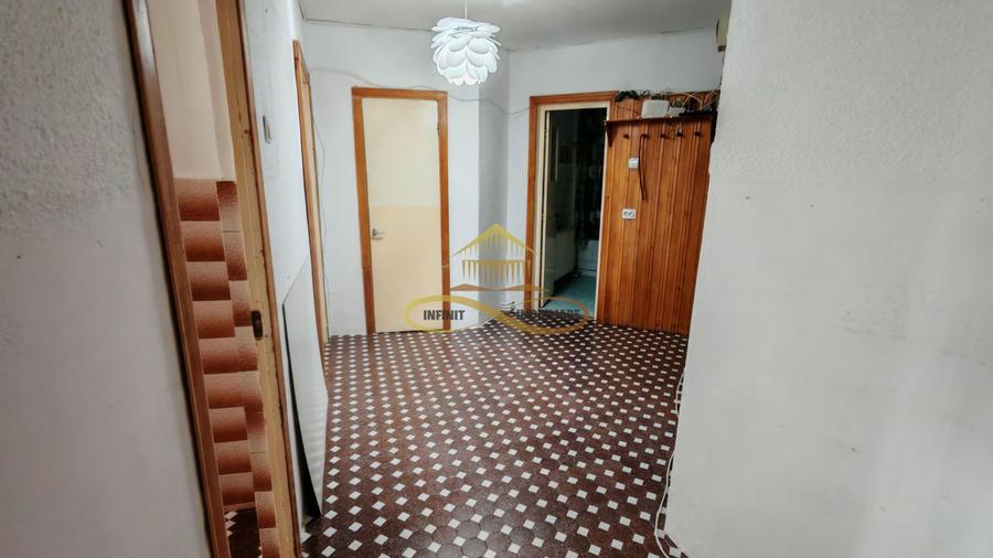 Apartament 2 camere decomandat, foarte spațios – etaj 7, bloc 1986