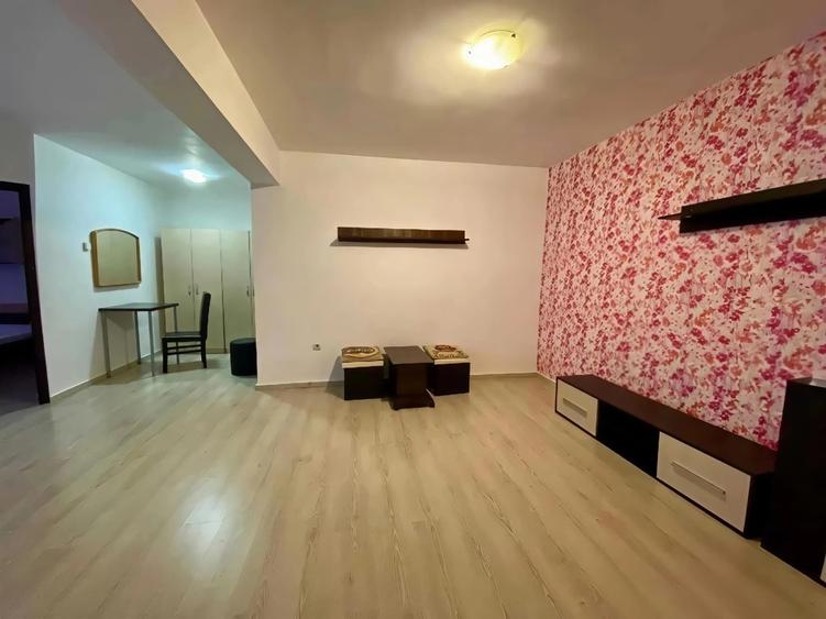 Apartament 2 camere în zona Florilor (Florești) , 58 mp, parter înalt.
