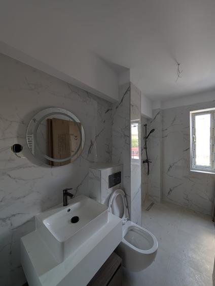 Apartament 3 camere, 70mp utili, 2 bai, finisat, lift, zona Tineretului Floresti
