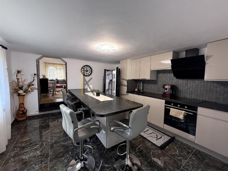 Inchiriere casa Feleac zona Bisericii cu 720 teren