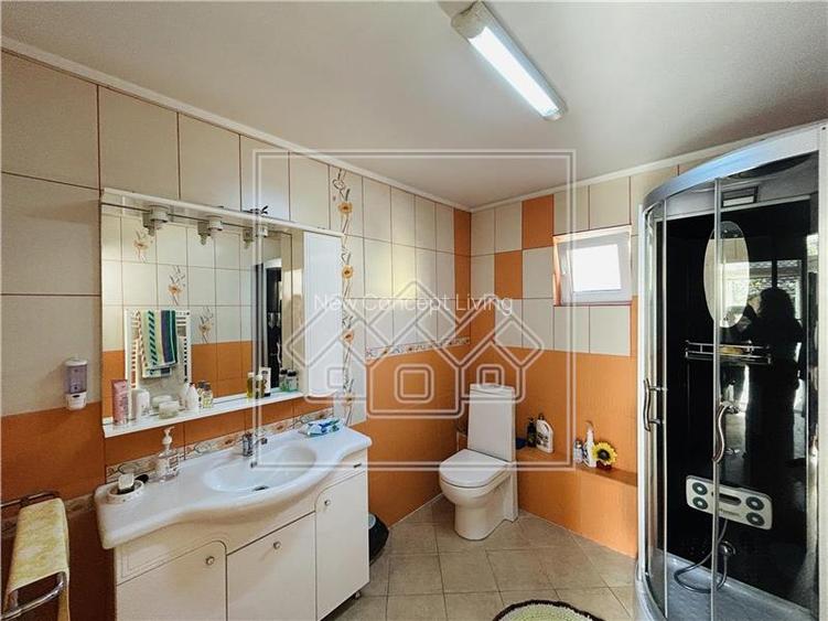 Casa individuala, teren mare, 260 mp utili, Sura Mica - 21